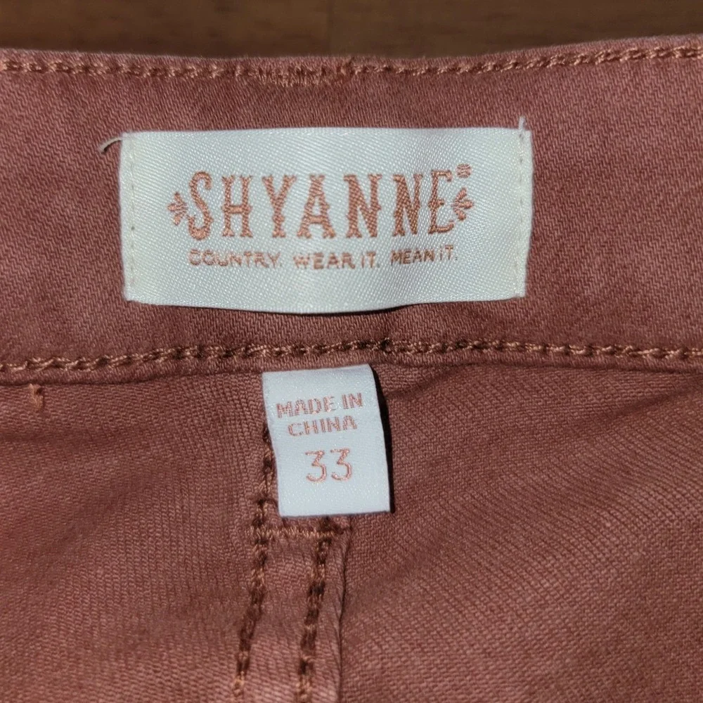 Shyanne Women's Tulip Flare Jeans Size 33 Rust Orange Bell Bottom Western - Picture 3 of 12